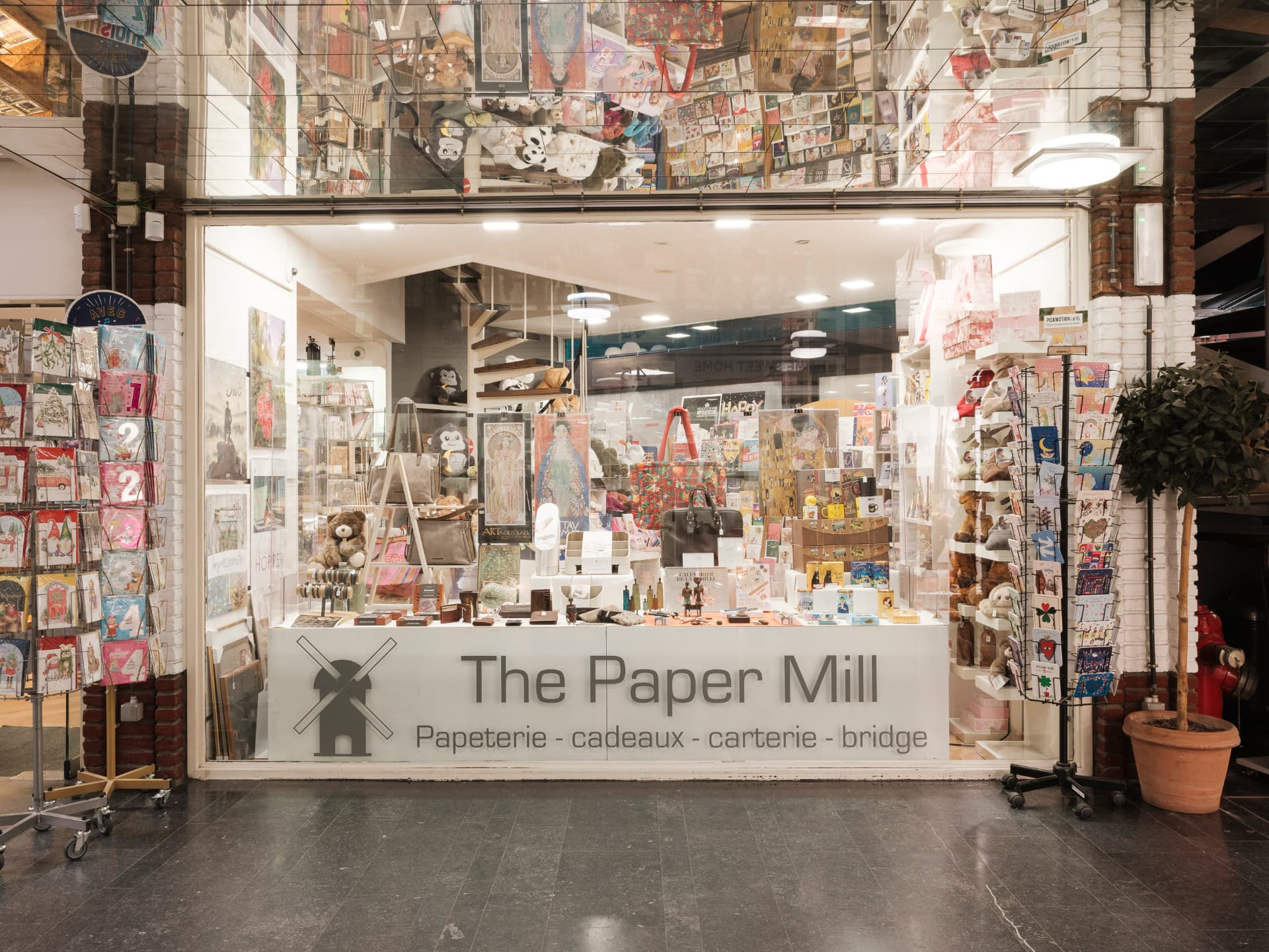 Vitrine de The Paper Mill